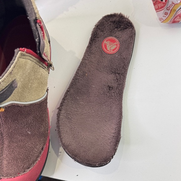 Crocs Boys Dawson Suede Boots - Red and Brown - Picture 12 of 16